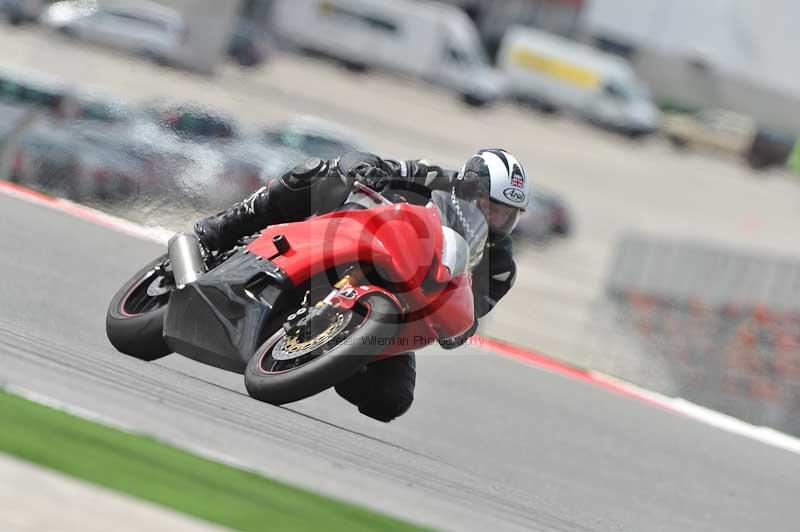 march 2010;motorbikes;no limits;peter wileman photography;portimao;portugal;trackday;trackday digital images