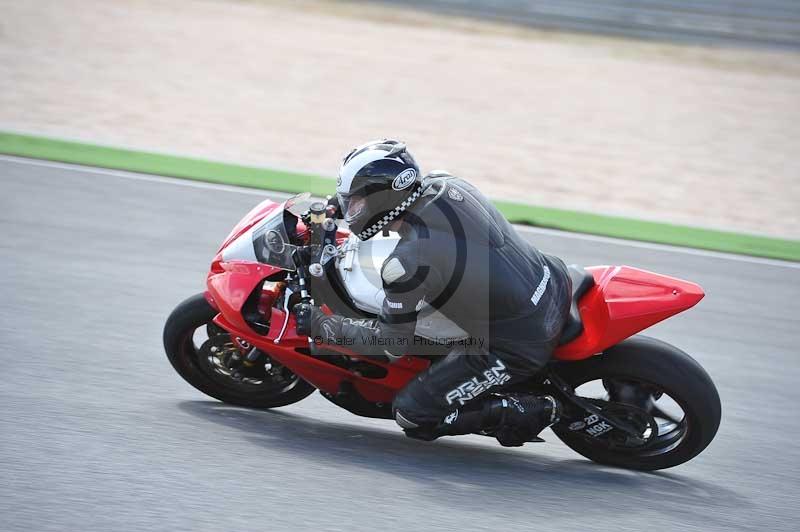 march 2010;motorbikes;no limits;peter wileman photography;portimao;portugal;trackday;trackday digital images