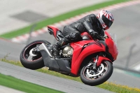 march-2010;motorbikes;no-limits;peter-wileman-photography;portimao;portugal;trackday;trackday-digital-images