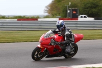 NOVICE RED/ORANGE BIKES