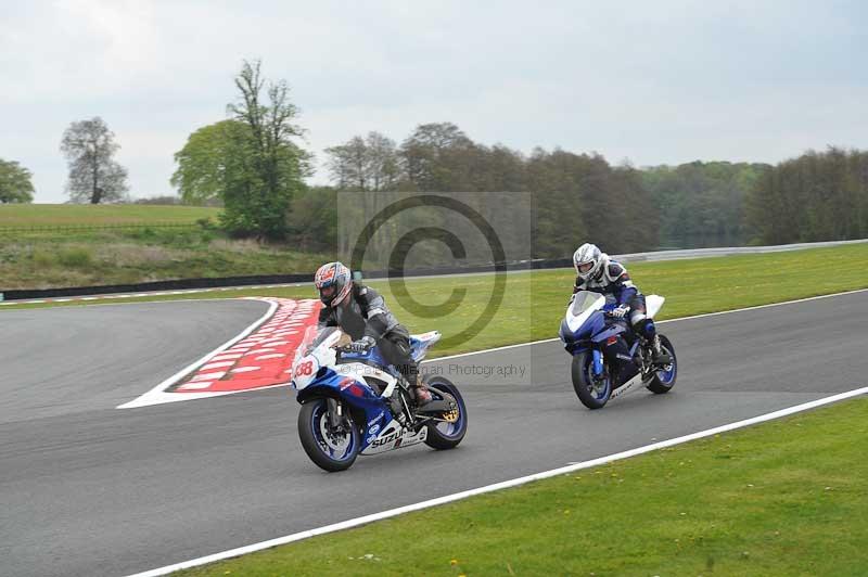 enduro digital images;event digital images;eventdigitalimages;no limits trackdays;oulton no limits trackday;oulton park cheshire;oulton trackday photographs;peter wileman photography;racing digital images;trackday digital images;trackday photos