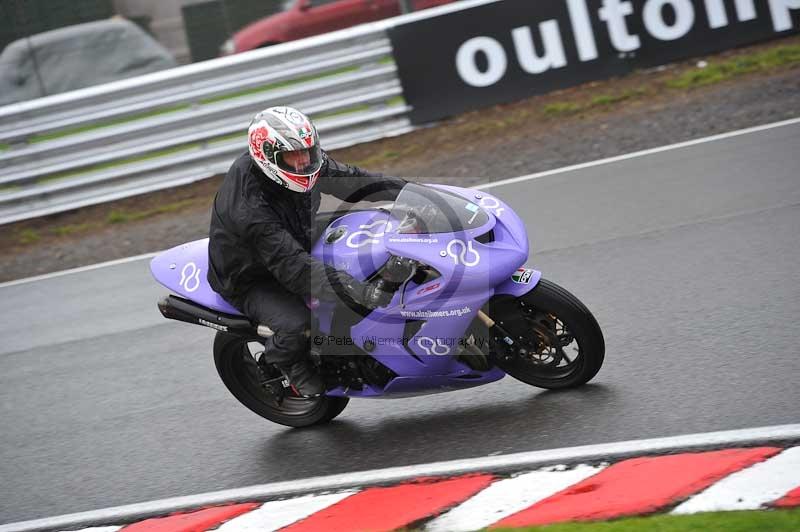enduro digital images;event digital images;eventdigitalimages;no limits trackdays;oulton no limits trackday;oulton park cheshire;oulton trackday photographs;peter wileman photography;racing digital images;trackday digital images;trackday photos