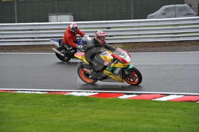 enduro digital images;event digital images;eventdigitalimages;no limits trackdays;oulton no limits trackday;oulton park cheshire;oulton trackday photographs;peter wileman photography;racing digital images;trackday digital images;trackday photos