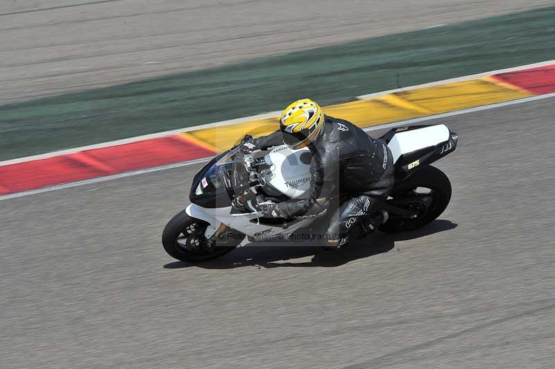 aragon;motorbikes;no limits;peter wileman photography;spain;trackday;trackday digital images