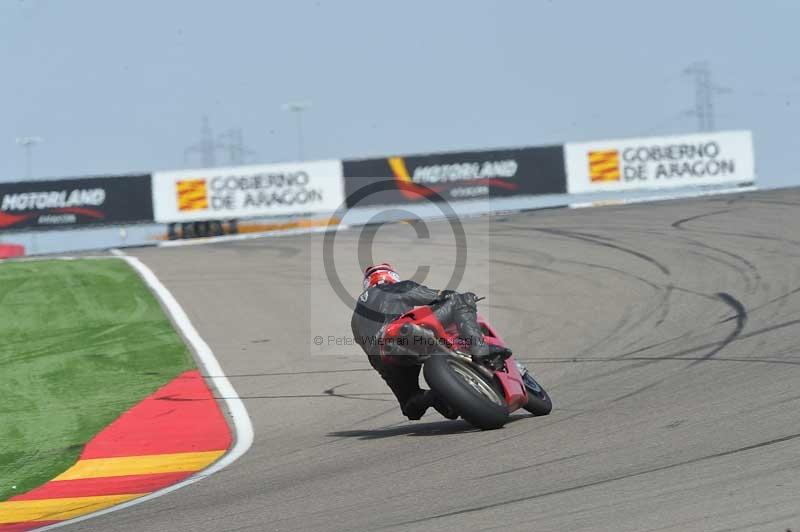 aragon;motorbikes;no limits;peter wileman photography;spain;trackday;trackday digital images