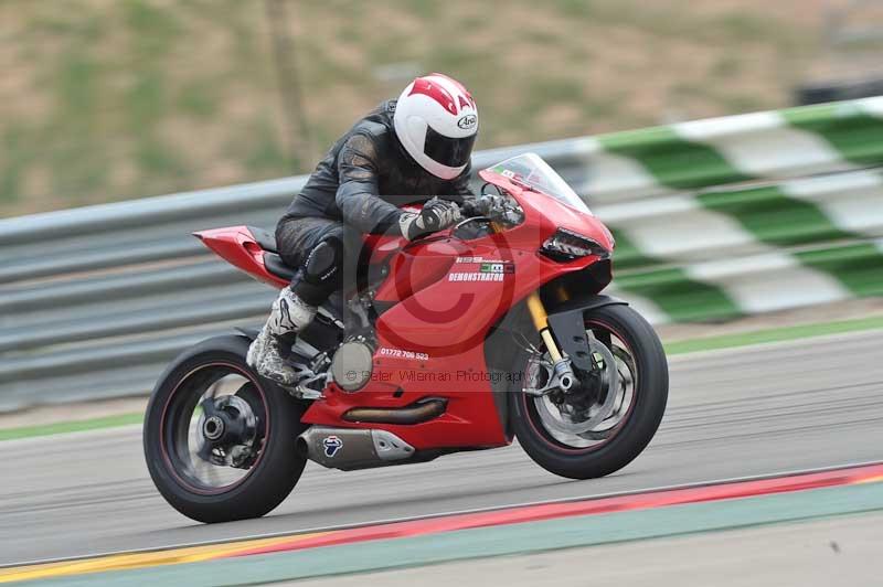 aragon;motorbikes;no limits;peter wileman photography;spain;trackday;trackday digital images