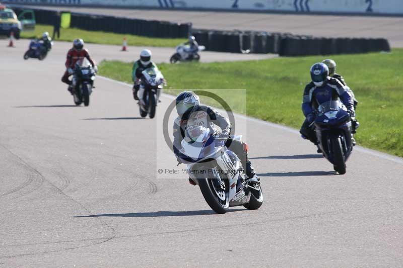 Rockingham no limits trackday;enduro digital images;event digital images;eventdigitalimages;no limits trackdays;peter wileman photography;racing digital images;rockingham raceway northamptonshire;rockingham trackday photographs;trackday digital images;trackday photos