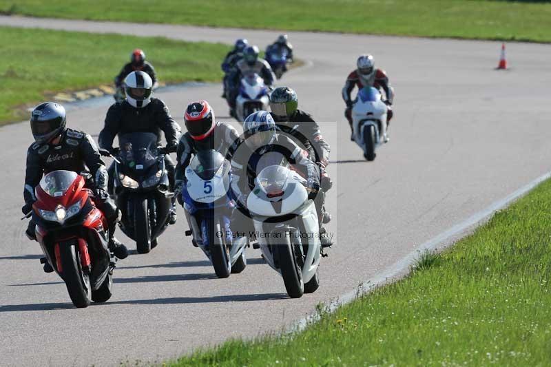 Rockingham no limits trackday;enduro digital images;event digital images;eventdigitalimages;no limits trackdays;peter wileman photography;racing digital images;rockingham raceway northamptonshire;rockingham trackday photographs;trackday digital images;trackday photos