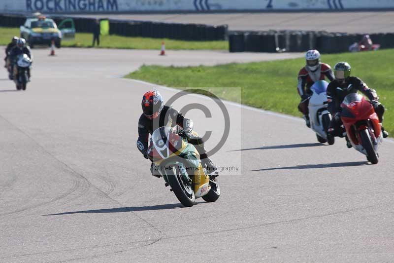 Rockingham no limits trackday;enduro digital images;event digital images;eventdigitalimages;no limits trackdays;peter wileman photography;racing digital images;rockingham raceway northamptonshire;rockingham trackday photographs;trackday digital images;trackday photos