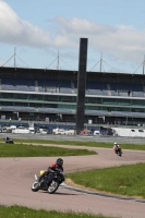 Rockingham-no-limits-trackday;enduro-digital-images;event-digital-images;eventdigitalimages;no-limits-trackdays;peter-wileman-photography;racing-digital-images;rockingham-raceway-northamptonshire;rockingham-trackday-photographs;trackday-digital-images;trackday-photos