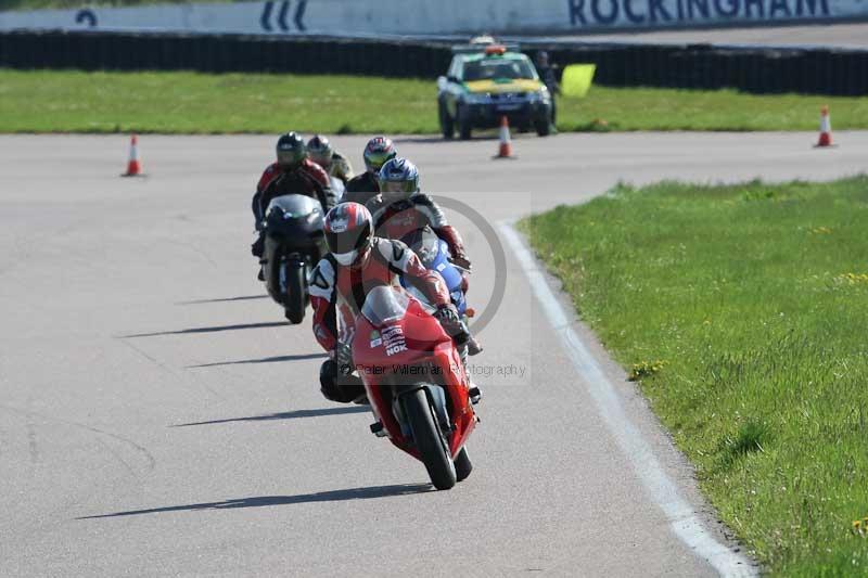 Rockingham no limits trackday;enduro digital images;event digital images;eventdigitalimages;no limits trackdays;peter wileman photography;racing digital images;rockingham raceway northamptonshire;rockingham trackday photographs;trackday digital images;trackday photos