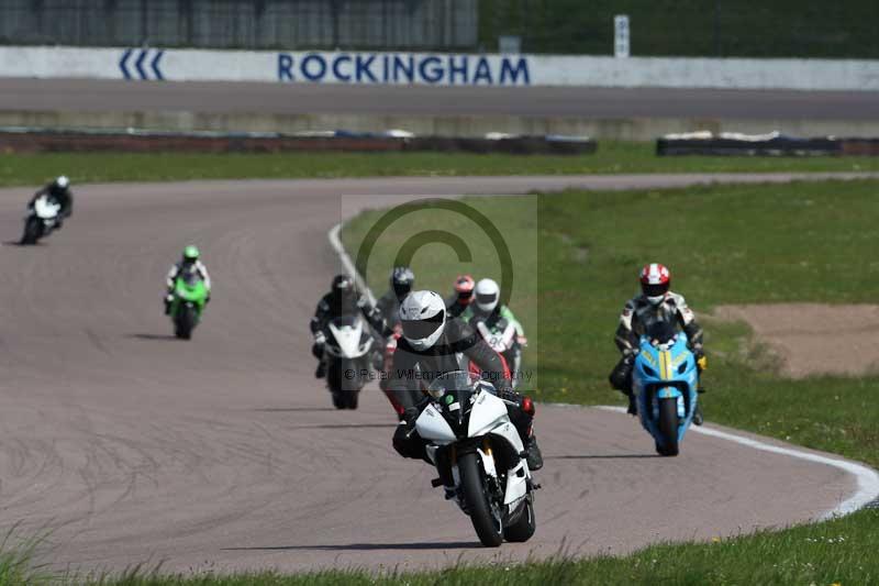 Rockingham no limits trackday;enduro digital images;event digital images;eventdigitalimages;no limits trackdays;peter wileman photography;racing digital images;rockingham raceway northamptonshire;rockingham trackday photographs;trackday digital images;trackday photos