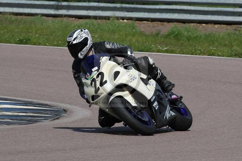 Rockingham no limits trackday;enduro digital images;event digital images;eventdigitalimages;no limits trackdays;peter wileman photography;racing digital images;rockingham raceway northamptonshire;rockingham trackday photographs;trackday digital images;trackday photos