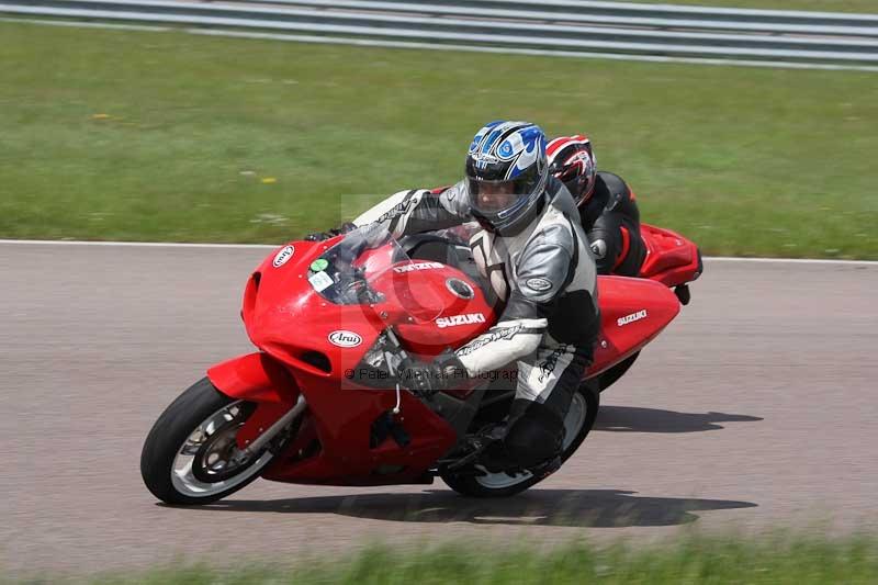 Rockingham no limits trackday;enduro digital images;event digital images;eventdigitalimages;no limits trackdays;peter wileman photography;racing digital images;rockingham raceway northamptonshire;rockingham trackday photographs;trackday digital images;trackday photos