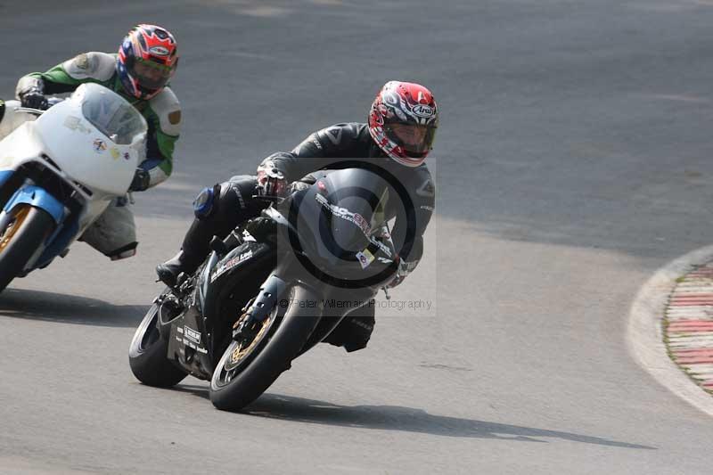 Motorcycle action photographs;Trackday digital images;brands;brands hatch photographs;event digital images;eventdigitalimages;motor racing london;no limits trackday;peter wileman photography;trackday;trackday photos