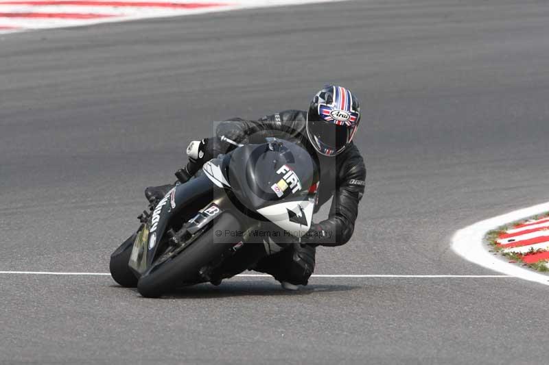 Motorcycle action photographs;Trackday digital images;brands;brands hatch photographs;event digital images;eventdigitalimages;motor racing london;no limits trackday;peter wileman photography;trackday;trackday photos