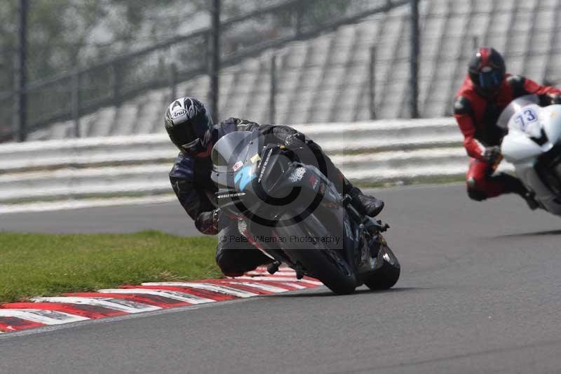 Motorcycle action photographs;Trackday digital images;brands;brands hatch photographs;event digital images;eventdigitalimages;motor racing london;no limits trackday;peter wileman photography;trackday;trackday photos