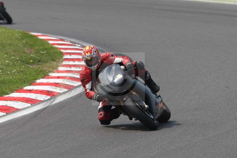 Motorcycle action photographs;Trackday digital images;brands;brands hatch photographs;event digital images;eventdigitalimages;motor racing london;no limits trackday;peter wileman photography;trackday;trackday photos