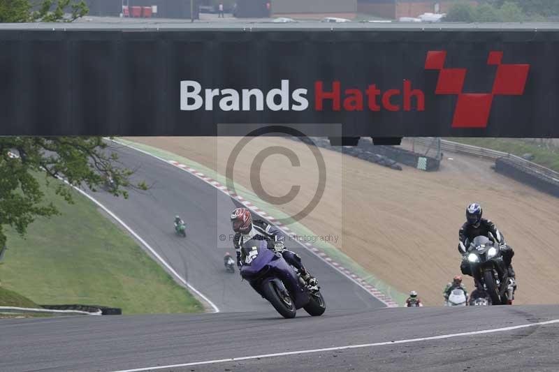 Motorcycle action photographs;Trackday digital images;brands;brands hatch photographs;event digital images;eventdigitalimages;motor racing london;no limits trackday;peter wileman photography;trackday;trackday photos