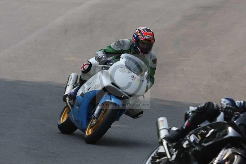 Motorcycle action photographs;Trackday digital images;brands;brands hatch photographs;event digital images;eventdigitalimages;motor racing london;no limits trackday;peter wileman photography;trackday;trackday photos