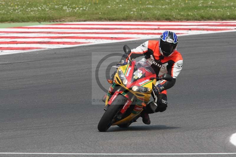 Motorcycle action photographs;Trackday digital images;brands;brands hatch photographs;event digital images;eventdigitalimages;motor racing london;no limits trackday;peter wileman photography;trackday;trackday photos