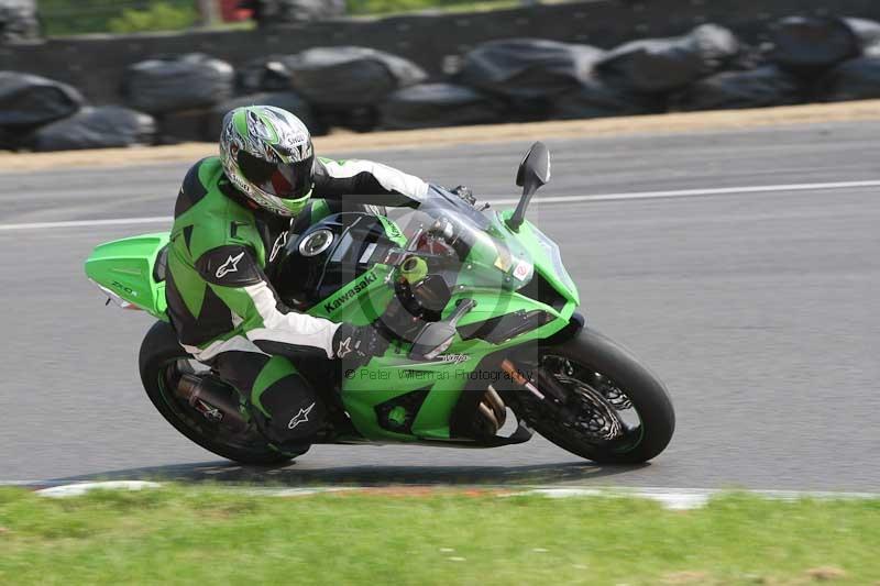 Motorcycle action photographs;Trackday digital images;brands;brands hatch photographs;event digital images;eventdigitalimages;motor racing london;no limits trackday;peter wileman photography;trackday;trackday photos