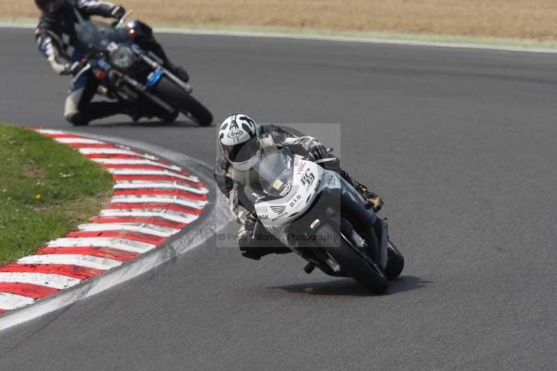 Motorcycle action photographs;Trackday digital images;brands;brands hatch photographs;event digital images;eventdigitalimages;motor racing london;no limits trackday;peter wileman photography;trackday;trackday photos