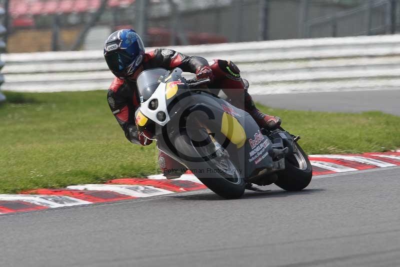 Motorcycle action photographs;Trackday digital images;brands;brands hatch photographs;event digital images;eventdigitalimages;motor racing london;no limits trackday;peter wileman photography;trackday;trackday photos