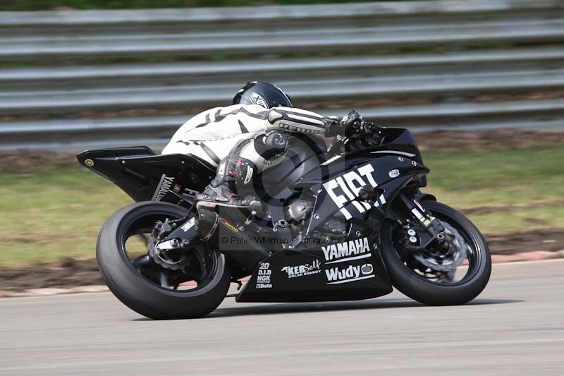 Motorcycle action photographs;Trackday digital images;brands;brands hatch photographs;event digital images;eventdigitalimages;motor racing london;no limits trackday;peter wileman photography;trackday;trackday photos