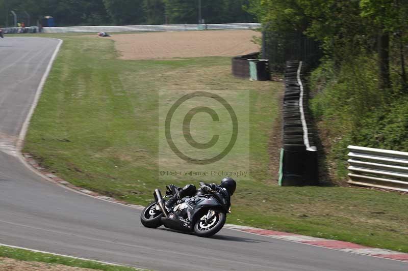 Motorcycle action photographs;Trackday digital images;brands;brands hatch photographs;event digital images;eventdigitalimages;motor racing london;no limits trackday;peter wileman photography;trackday;trackday photos