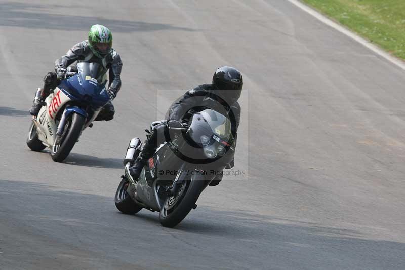 Motorcycle action photographs;Trackday digital images;brands;brands hatch photographs;event digital images;eventdigitalimages;motor racing london;no limits trackday;peter wileman photography;trackday;trackday photos