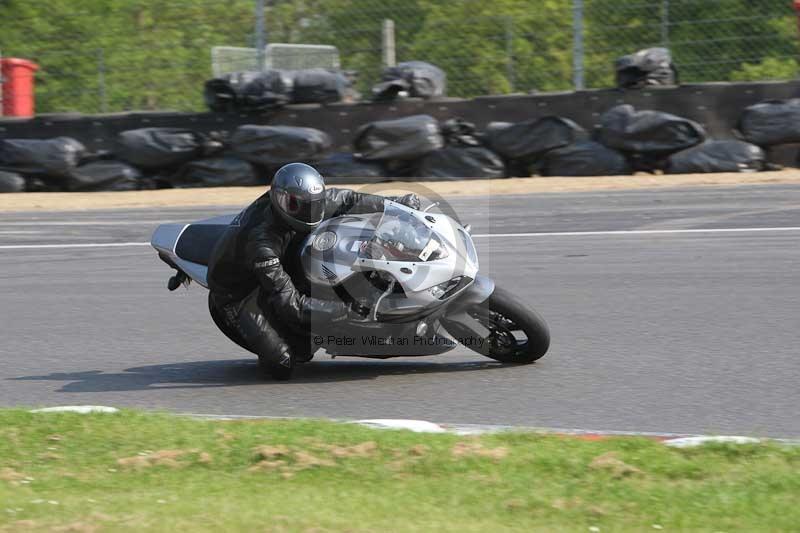 Motorcycle action photographs;Trackday digital images;brands;brands hatch photographs;event digital images;eventdigitalimages;motor racing london;no limits trackday;peter wileman photography;trackday;trackday photos