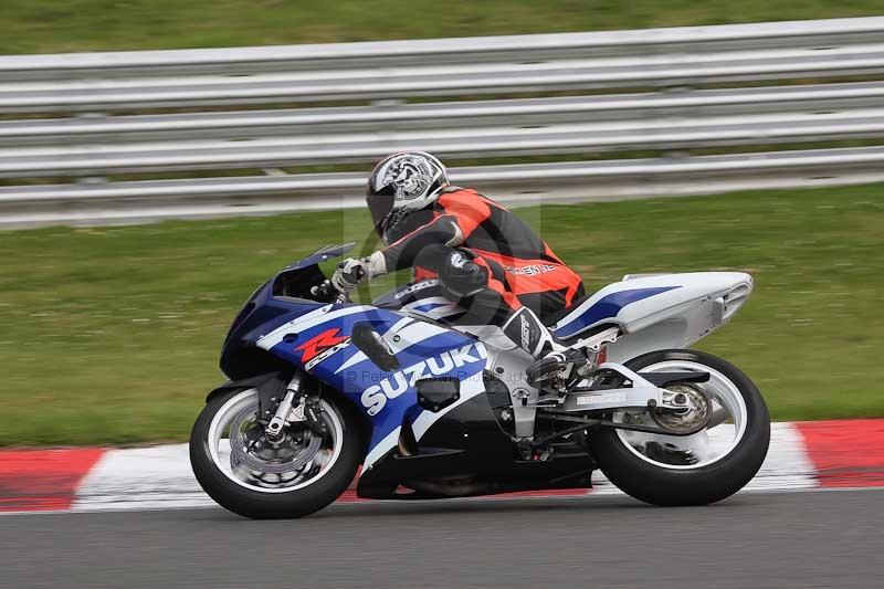 Motorcycle action photographs;Trackday digital images;brands;brands hatch photographs;event digital images;eventdigitalimages;motor racing london;no limits trackday;peter wileman photography;trackday;trackday photos