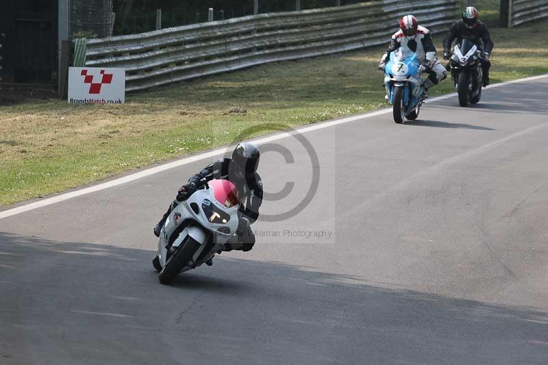 Motorcycle action photographs;Trackday digital images;brands;brands hatch photographs;event digital images;eventdigitalimages;motor racing london;no limits trackday;peter wileman photography;trackday;trackday photos