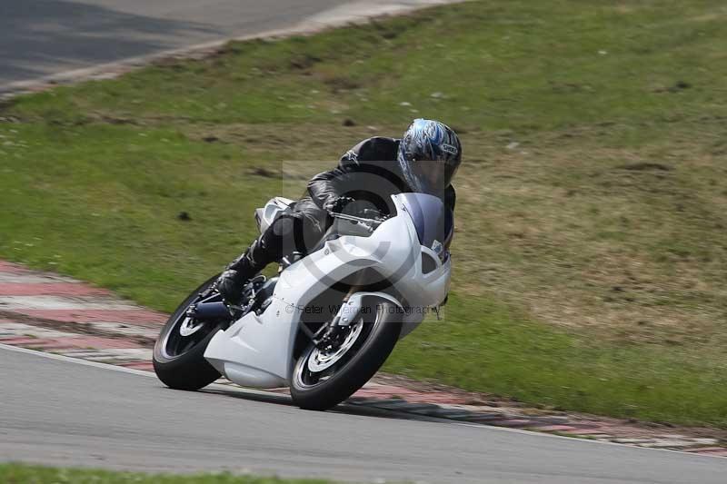 Motorcycle action photographs;Trackday digital images;brands;brands hatch photographs;event digital images;eventdigitalimages;motor racing london;no limits trackday;peter wileman photography;trackday;trackday photos