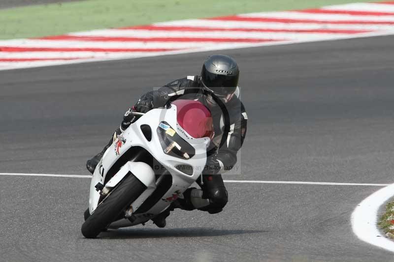 Motorcycle action photographs;Trackday digital images;brands;brands hatch photographs;event digital images;eventdigitalimages;motor racing london;no limits trackday;peter wileman photography;trackday;trackday photos