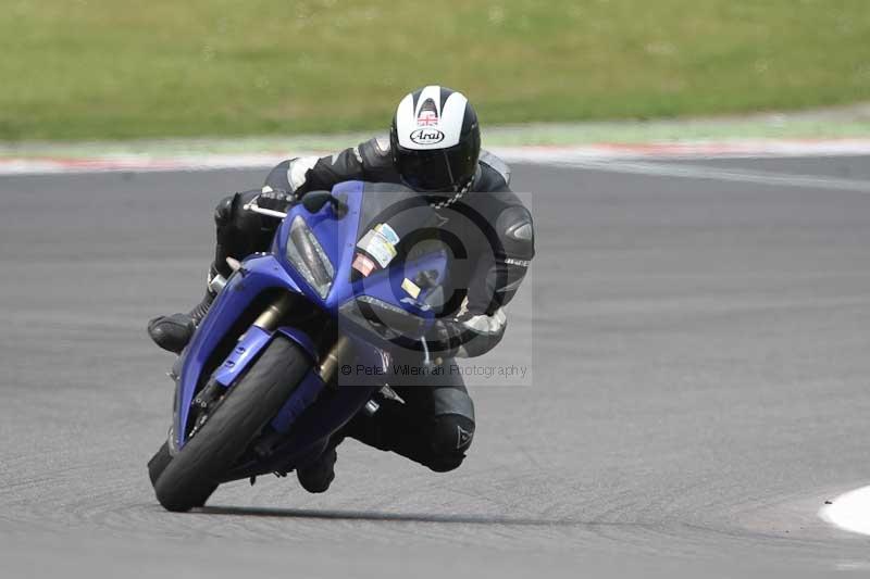 Motorcycle action photographs;Trackday digital images;brands;brands hatch photographs;event digital images;eventdigitalimages;motor racing london;no limits trackday;peter wileman photography;trackday;trackday photos