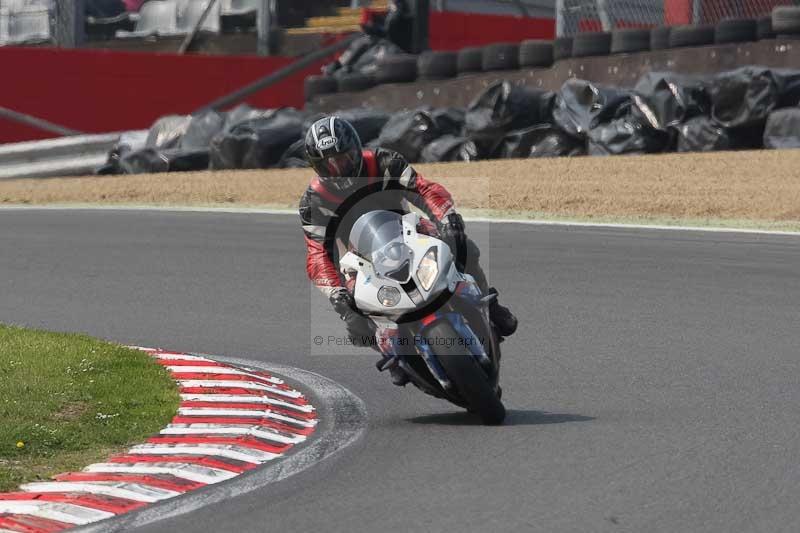 Motorcycle action photographs;Trackday digital images;brands;brands hatch photographs;event digital images;eventdigitalimages;motor racing london;no limits trackday;peter wileman photography;trackday;trackday photos