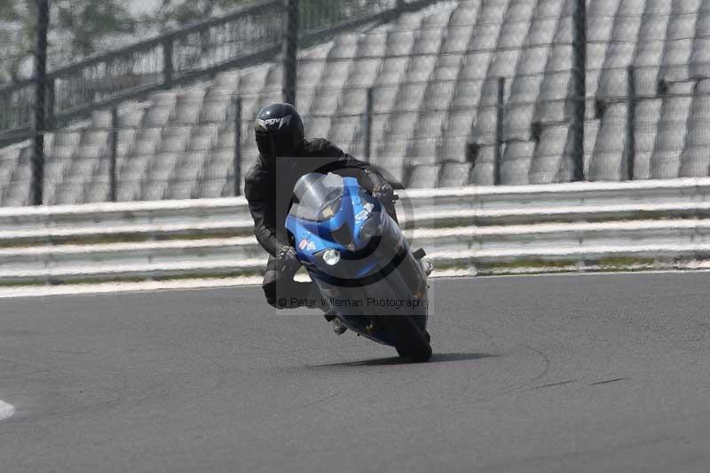 Motorcycle action photographs;Trackday digital images;brands;brands hatch photographs;event digital images;eventdigitalimages;motor racing london;no limits trackday;peter wileman photography;trackday;trackday photos