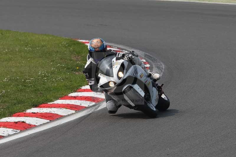 Motorcycle action photographs;Trackday digital images;brands;brands hatch photographs;event digital images;eventdigitalimages;motor racing london;no limits trackday;peter wileman photography;trackday;trackday photos