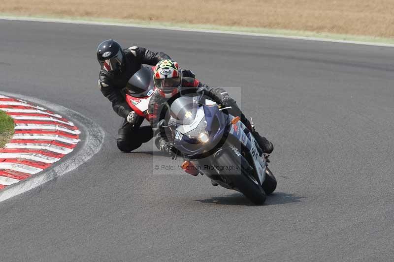 Motorcycle action photographs;Trackday digital images;brands;brands hatch photographs;event digital images;eventdigitalimages;motor racing london;no limits trackday;peter wileman photography;trackday;trackday photos