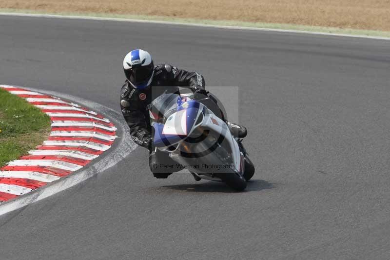 Motorcycle action photographs;Trackday digital images;brands;brands hatch photographs;event digital images;eventdigitalimages;motor racing london;no limits trackday;peter wileman photography;trackday;trackday photos