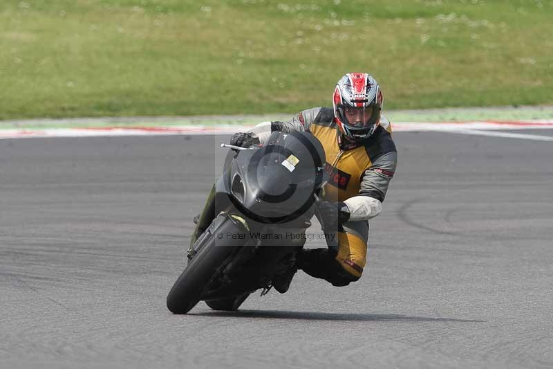 Motorcycle action photographs;Trackday digital images;brands;brands hatch photographs;event digital images;eventdigitalimages;motor racing london;no limits trackday;peter wileman photography;trackday;trackday photos