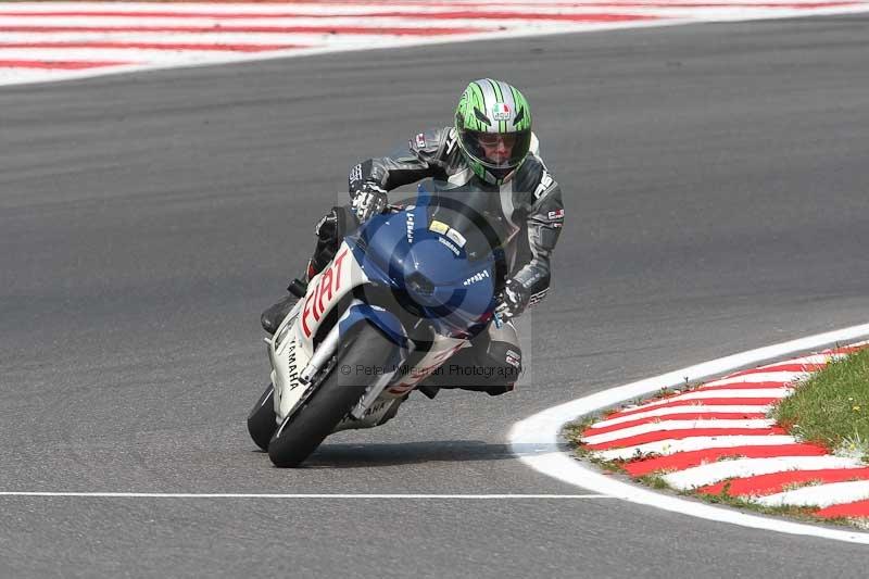Motorcycle action photographs;Trackday digital images;brands;brands hatch photographs;event digital images;eventdigitalimages;motor racing london;no limits trackday;peter wileman photography;trackday;trackday photos