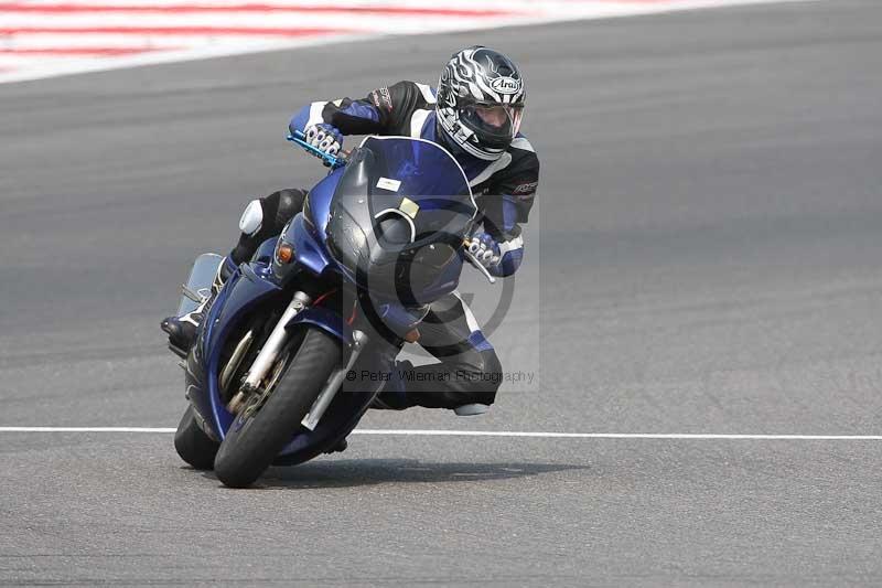 Motorcycle action photographs;Trackday digital images;brands;brands hatch photographs;event digital images;eventdigitalimages;motor racing london;no limits trackday;peter wileman photography;trackday;trackday photos