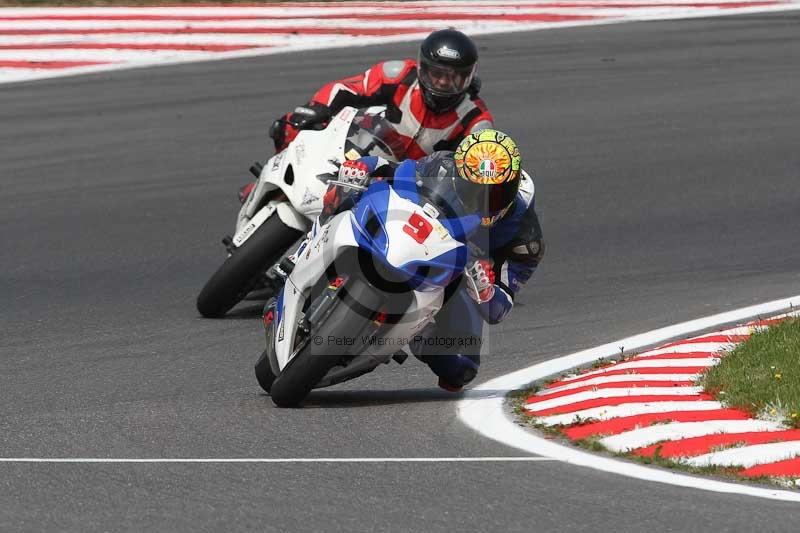 Motorcycle action photographs;Trackday digital images;brands;brands hatch photographs;event digital images;eventdigitalimages;motor racing london;no limits trackday;peter wileman photography;trackday;trackday photos