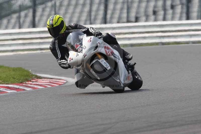 Motorcycle action photographs;Trackday digital images;brands;brands hatch photographs;event digital images;eventdigitalimages;motor racing london;no limits trackday;peter wileman photography;trackday;trackday photos