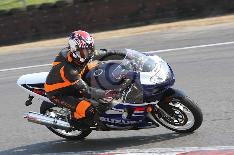 Motorcycle action photographs;Trackday digital images;brands;brands hatch photographs;event digital images;eventdigitalimages;motor racing london;no limits trackday;peter wileman photography;trackday;trackday photos