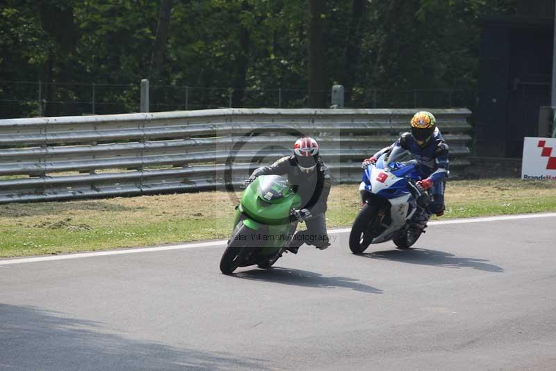 Motorcycle action photographs;Trackday digital images;brands;brands hatch photographs;event digital images;eventdigitalimages;motor racing london;no limits trackday;peter wileman photography;trackday;trackday photos