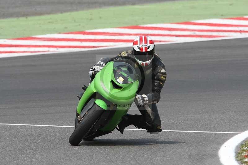 Motorcycle action photographs;Trackday digital images;brands;brands hatch photographs;event digital images;eventdigitalimages;motor racing london;no limits trackday;peter wileman photography;trackday;trackday photos